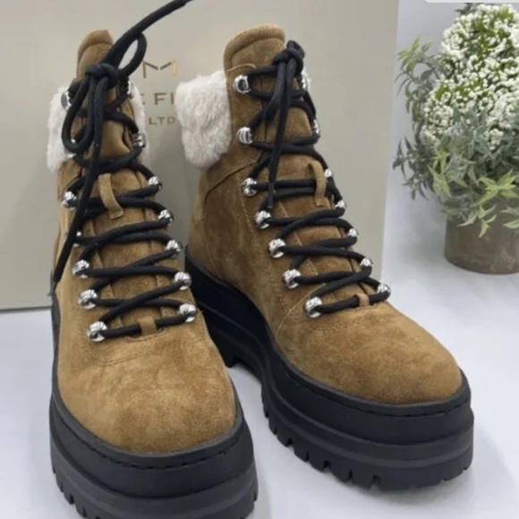 Marc Fisher Womens Pierson Lug Sole Combat Boot Leather/Shearling Fur 6.5M New - Picture 1 of 16